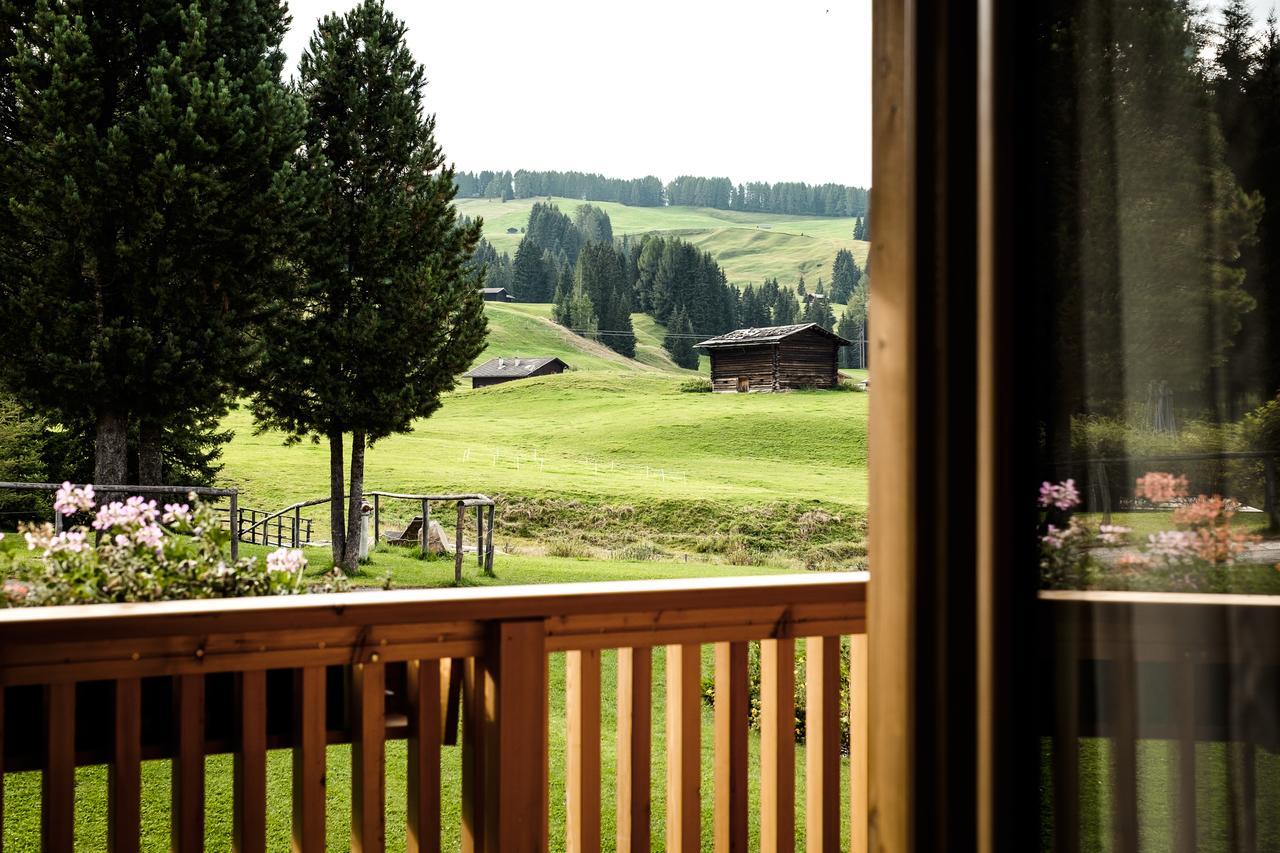 Sporthotel Floralpina Alpe Di Siusi Esterno foto