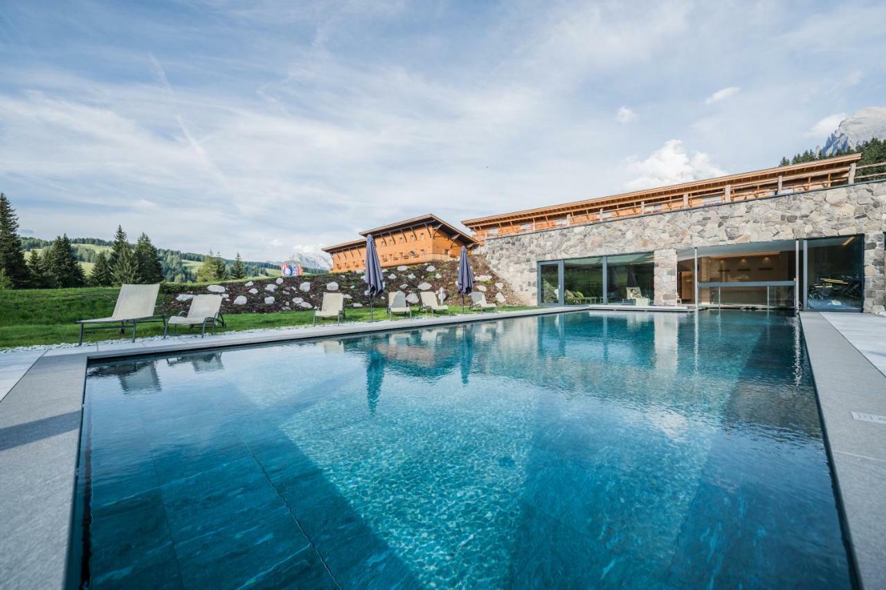 Sporthotel Floralpina Alpe Di Siusi Esterno foto